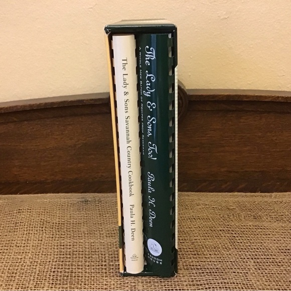 The Lady & Sons boxed cookbook set. Set of two by Paula Dean. - Picture 2 of 12